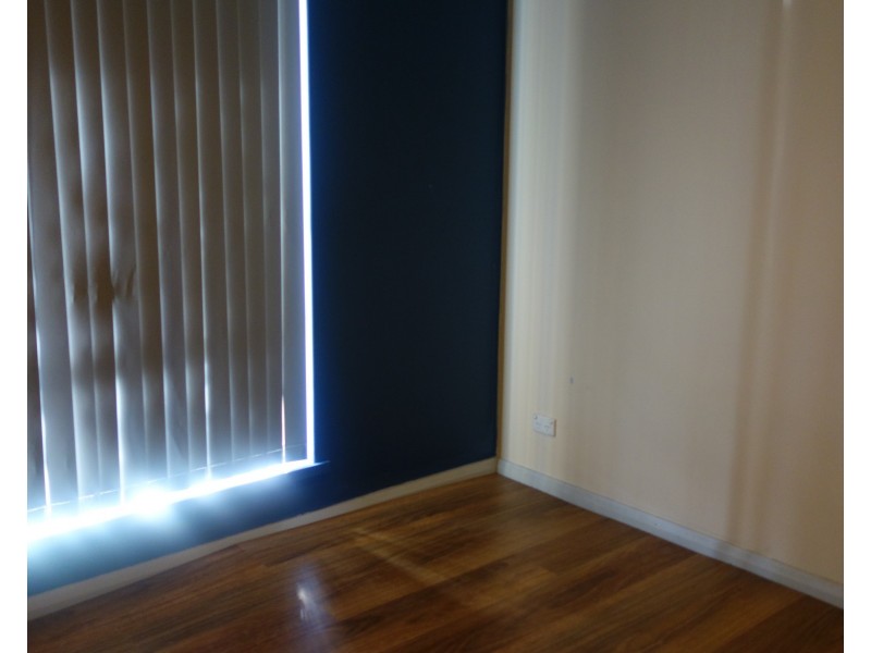 6 Rawlinson Dr, Marangaroo WA 6064