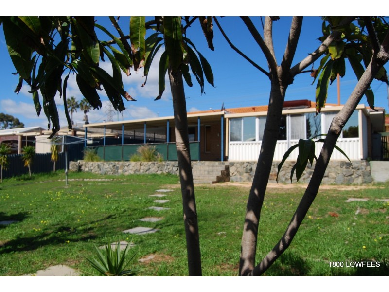 8 Claygate Rd, Hamilton Hill WA 6163