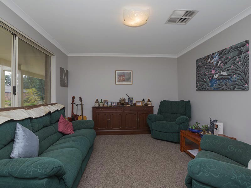 19d Byford Dr, Byford WA 6122