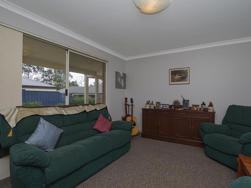 19d Byford Dr, Byford WA 6122