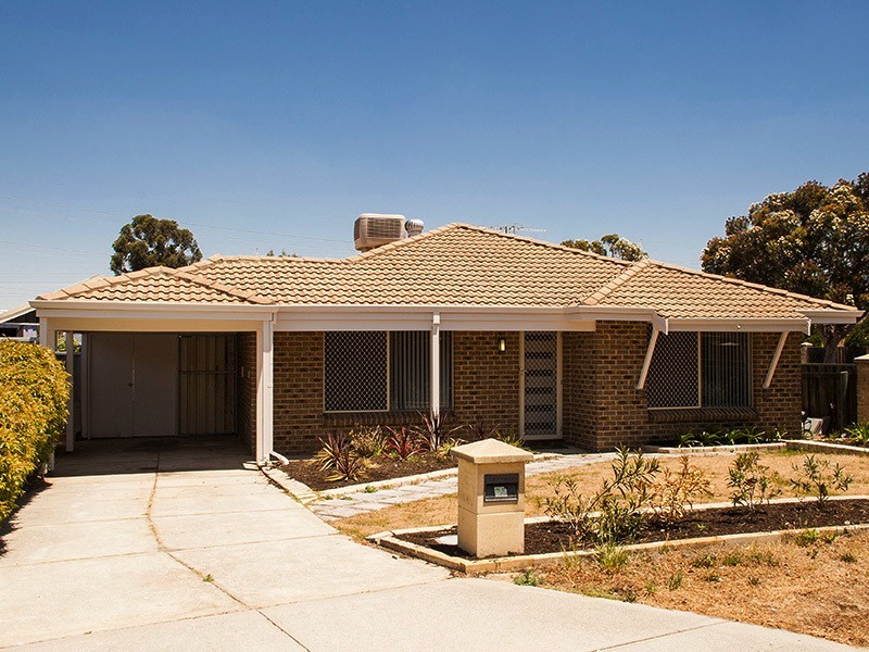 35 Mammoth Court, Ballajura WA 6066