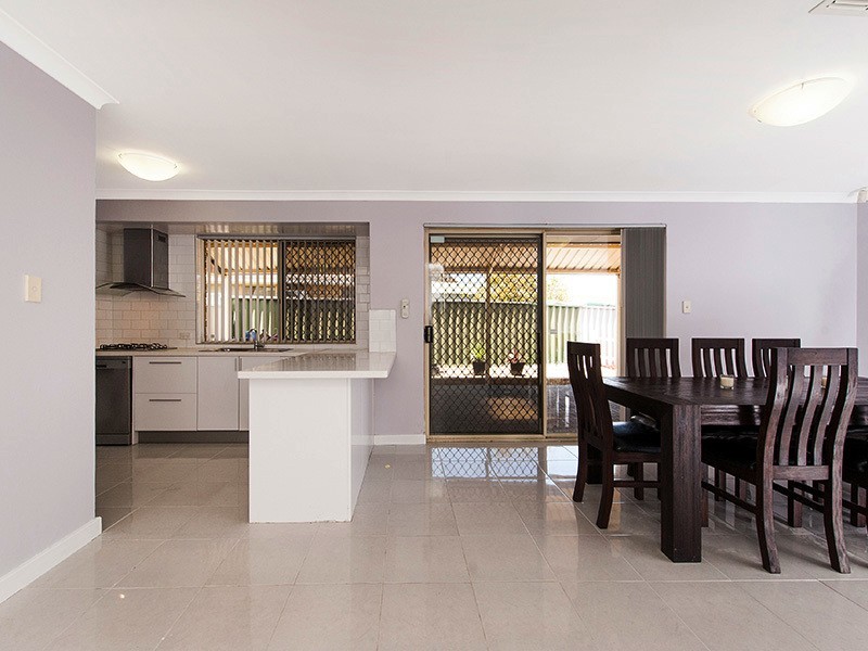 35 Mammoth Court, Ballajura WA 6066