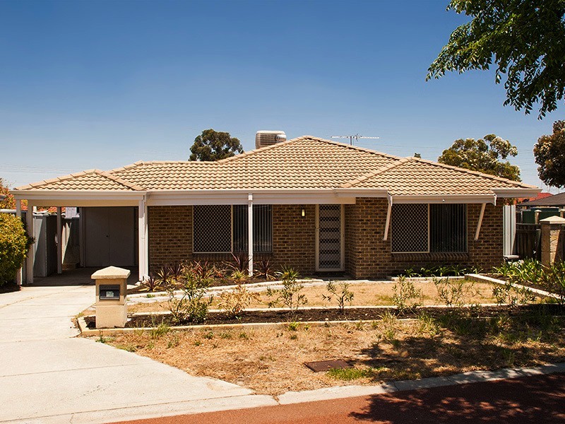35 Mammoth Court, Ballajura WA 6066