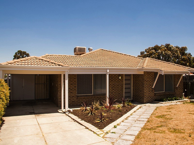 35 Mammoth Court, Ballajura WA 6066