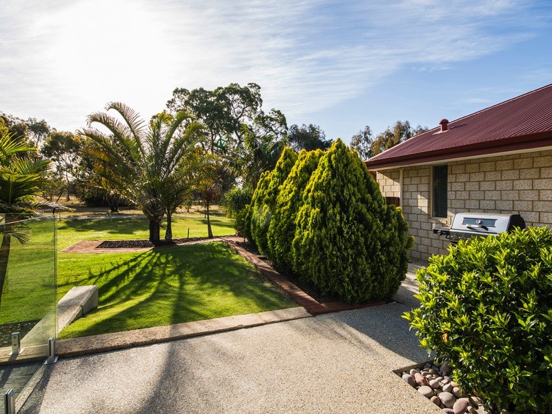 39 Meadowbrook Rtt, Oakford WA 6121