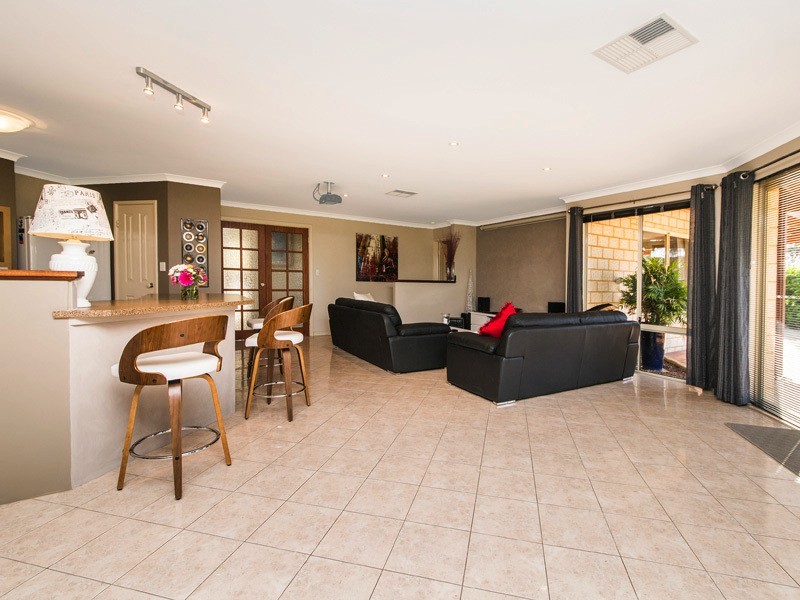 39 Meadowbrook Rtt, Oakford WA 6121