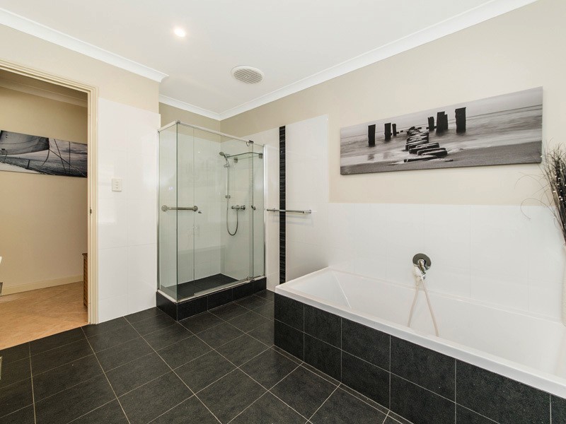 39 Meadowbrook Rtt, Oakford WA 6121