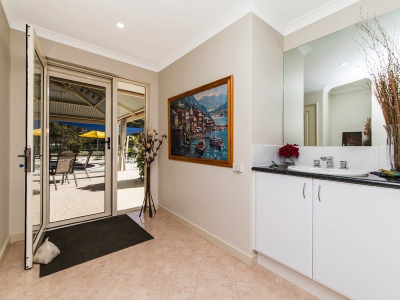 39 Meadowbrook Rtt, Oakford WA 6121