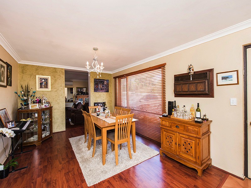11 Shirley Rd, Walliston WA 6076
