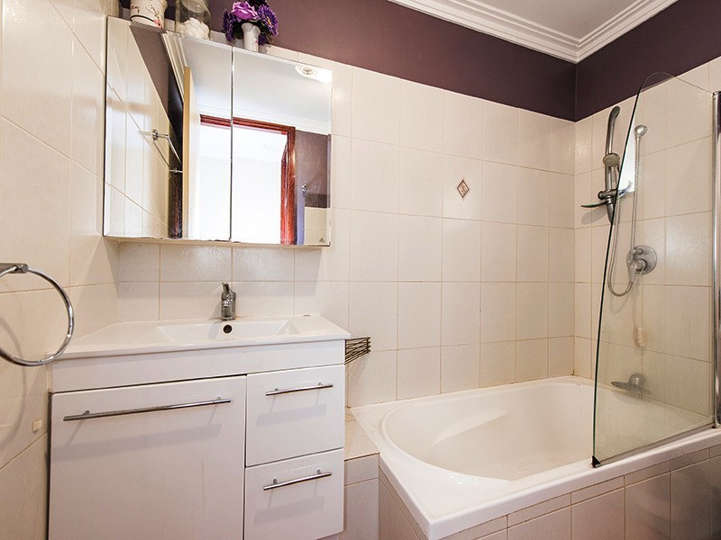 11 Shirley Rd, Walliston WA 6076