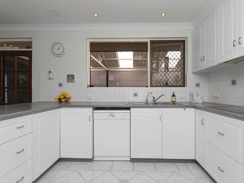 20 Ellersdale Ave, Warwick WA 6024