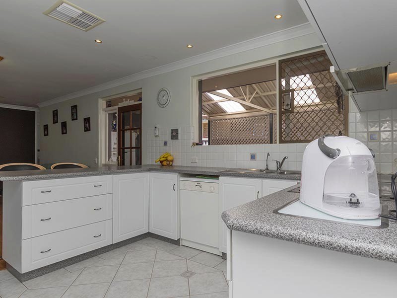 20 Ellersdale Ave, Warwick WA 6024