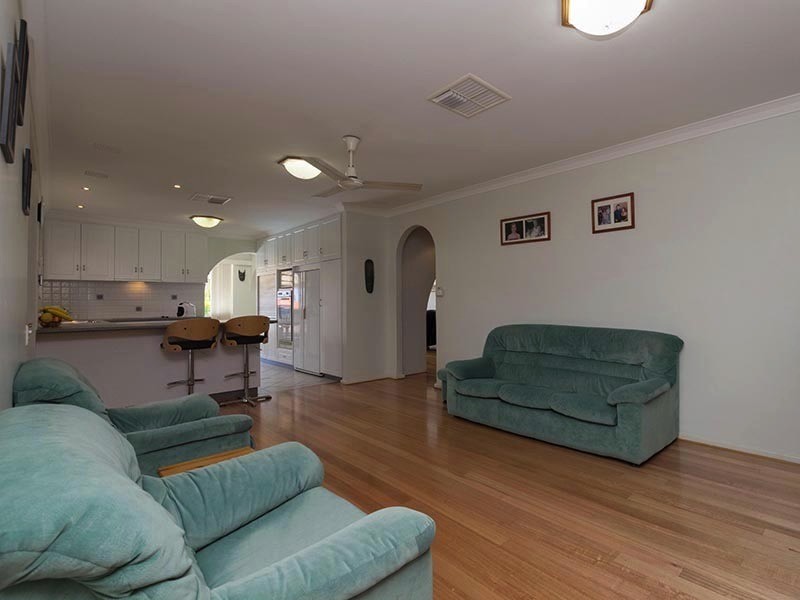 20 Ellersdale Ave, Warwick WA 6024