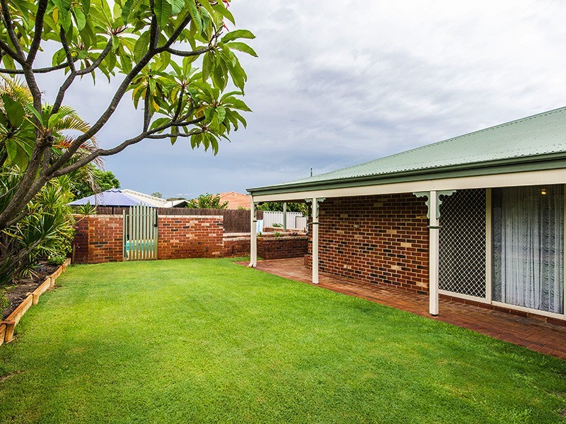 44 Elkhorn St, East Cannington WA 6107