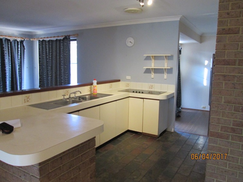 3 Redbud Trail, Edgewater WA 6027