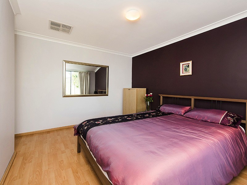 8 Pennine Pass, Merriwa WA 6030