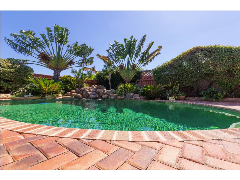 14 Asquith Ct, Greenwood WA 6024