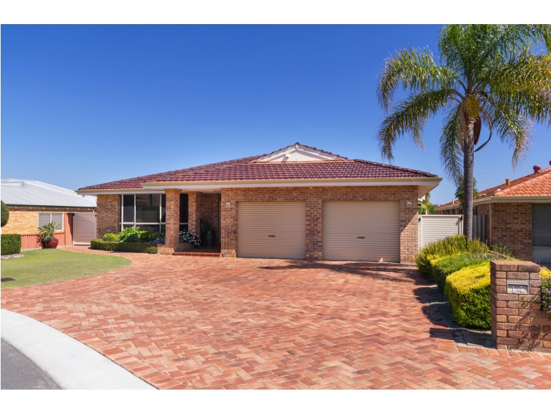 14 Asquith Ct, Greenwood WA 6024