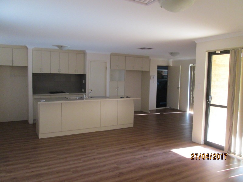 118 Runnymede Gte, Wellard WA 6170