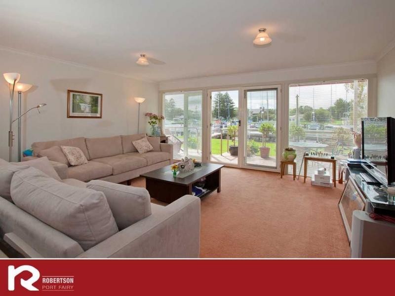 2/43 Gipps Street, Port Fairy VIC 3284