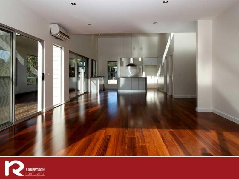 8 Mariner Court, Port Fairy VIC 3284