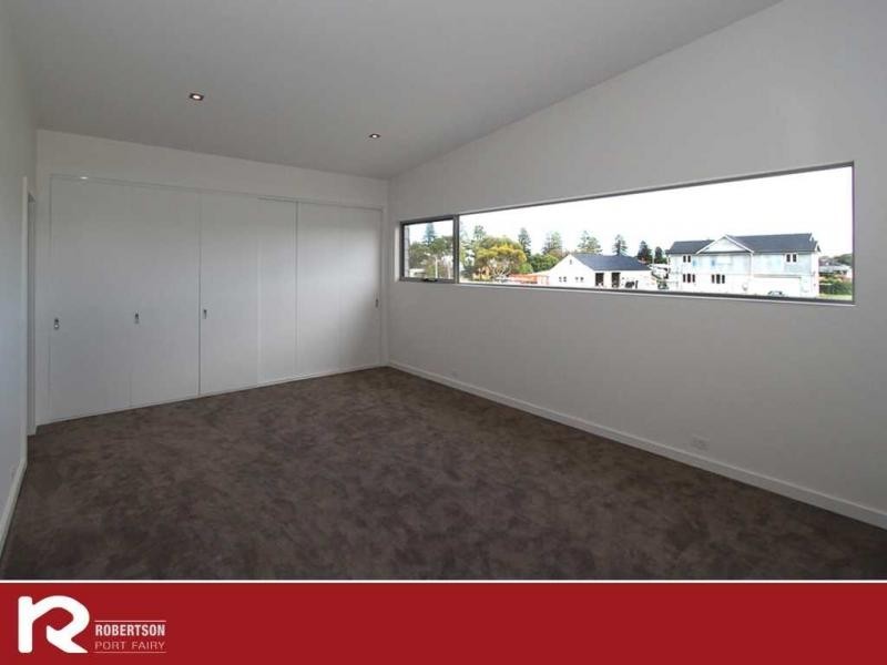 8 Mariner Court, Port Fairy VIC 3284