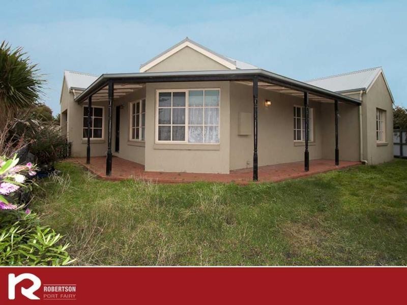 2/100 Regent Street, Port Fairy VIC 3284