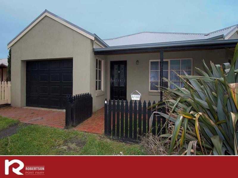 2/100 Regent Street, Port Fairy VIC 3284