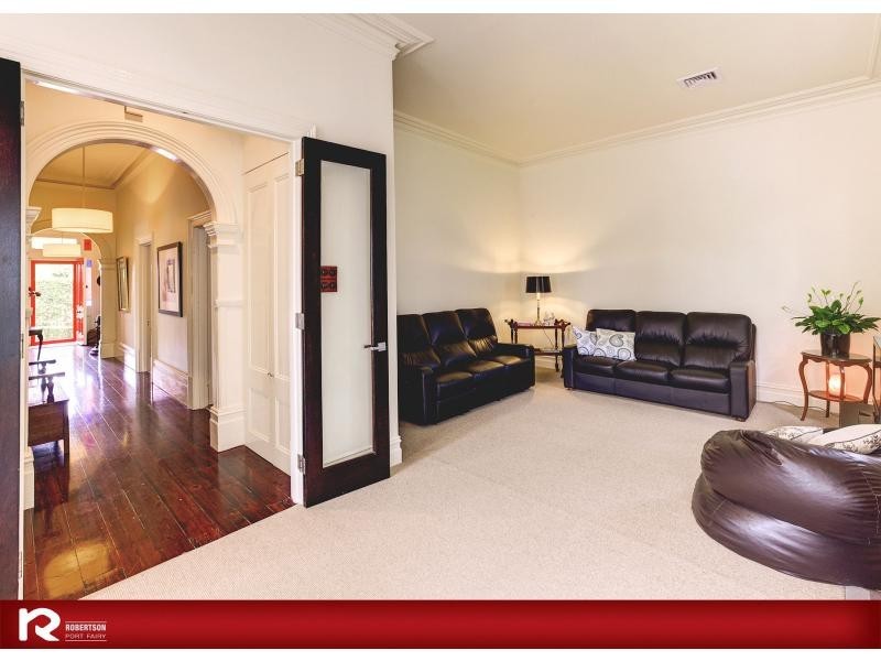 46 James Street, Port Fairy VIC 3284