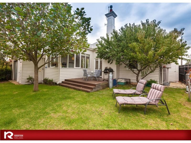 46 James Street, Port Fairy VIC 3284
