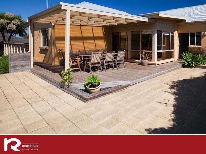 12 Dyson Street, Port Fairy VIC 3284