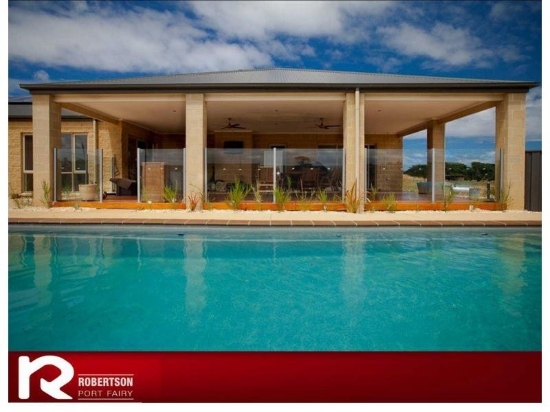 71 Albert Road, Port Fairy VIC 3284