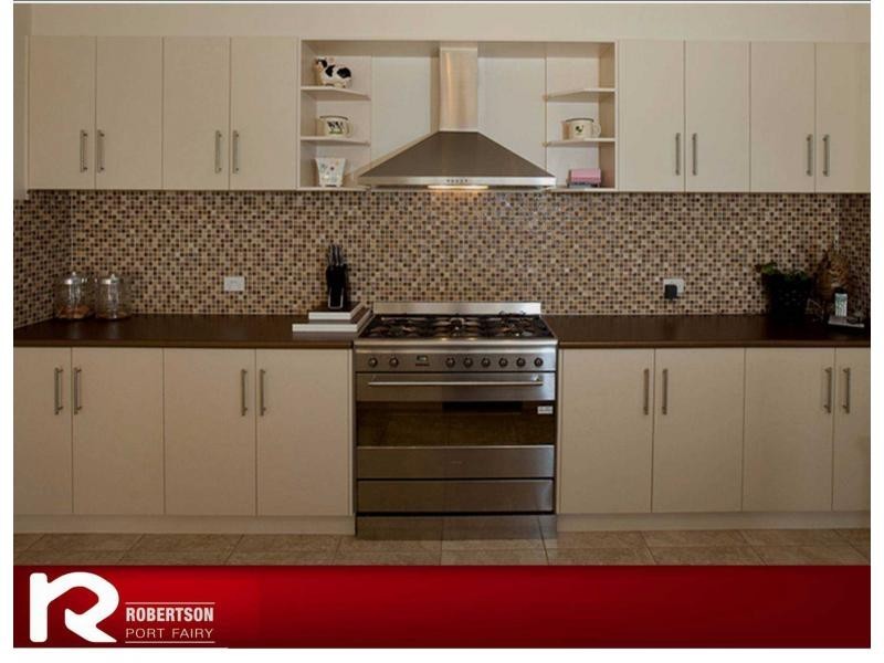 71 Albert Road, Port Fairy VIC 3284