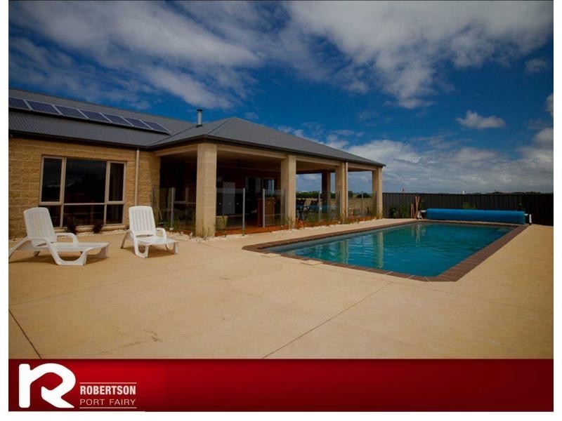 71 Albert Road, Port Fairy VIC 3284