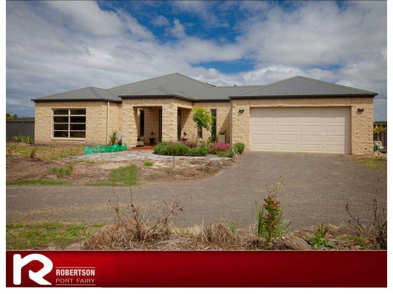71 Albert Road, Port Fairy VIC 3284