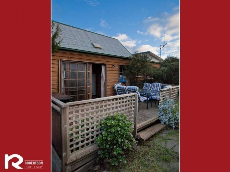 68 Ocean Drive, Port Fairy VIC 3284