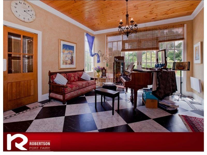 137 Princes Highway, Port Fairy VIC 3284