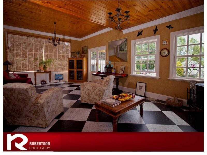 137 Princes Highway, Port Fairy VIC 3284