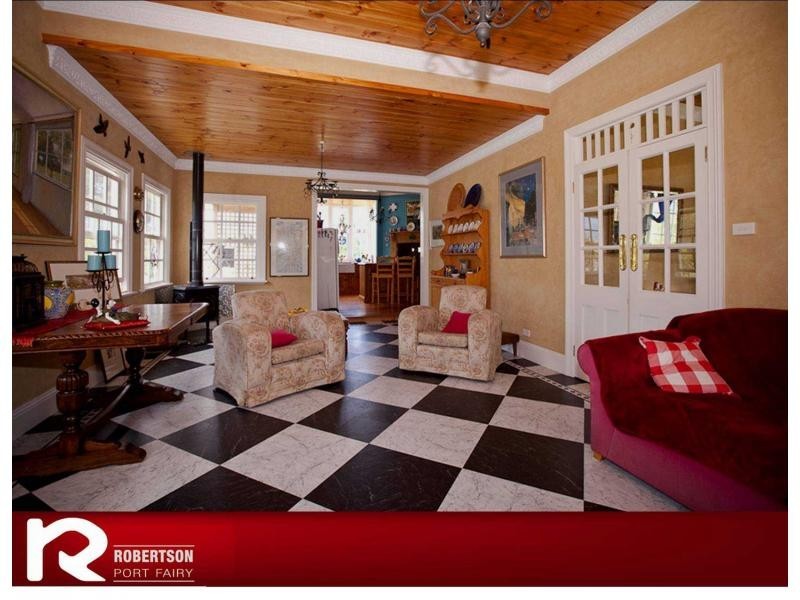 137 Princes Highway, Port Fairy VIC 3284