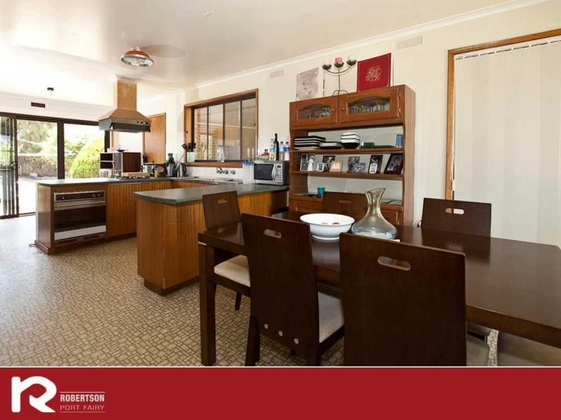 218 Princes Highway, Port Fairy VIC 3284