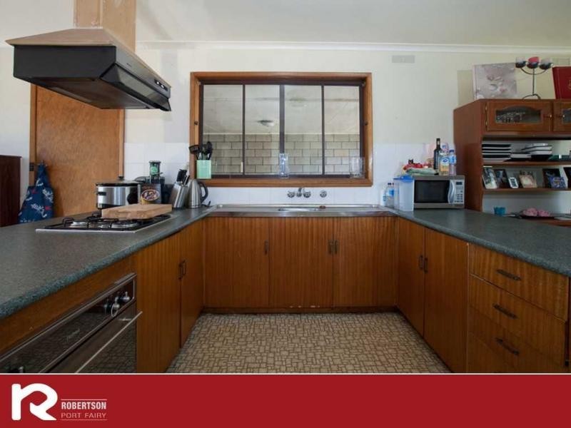 218 Princes Highway, Port Fairy VIC 3284