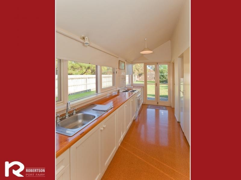 81 Bank Street, Port Fairy VIC 3284