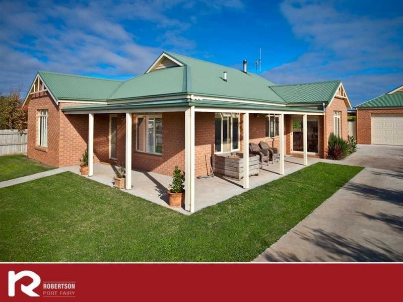9 Gratton Street, Port Fairy VIC 3284