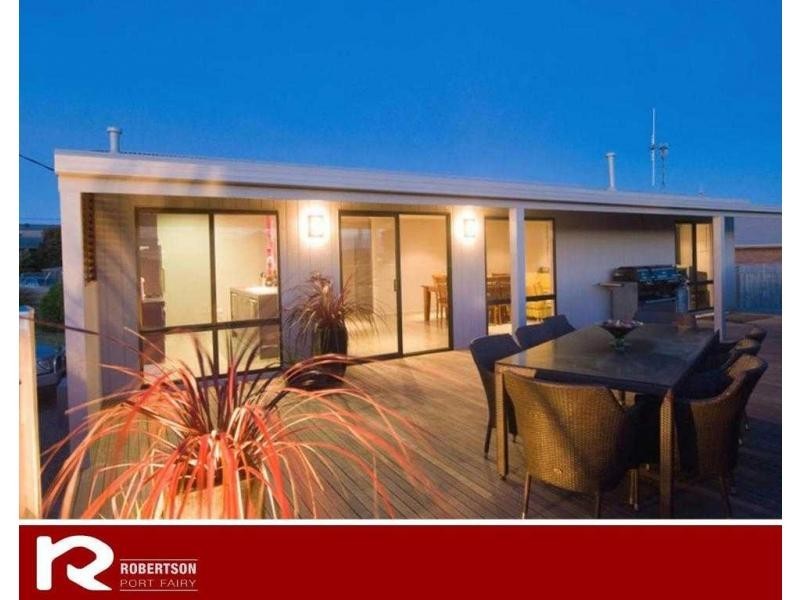 8 Jehu Street, Port Fairy VIC 3284