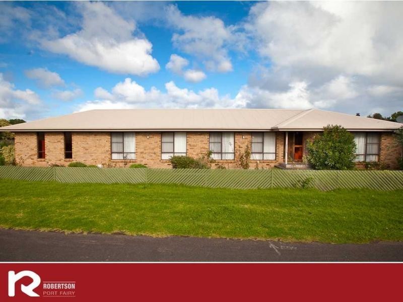 9 Mills Crescent, Port Fairy VIC 3284