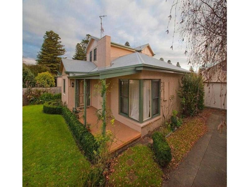 58 Bank Street, Port Fairy VIC 3284