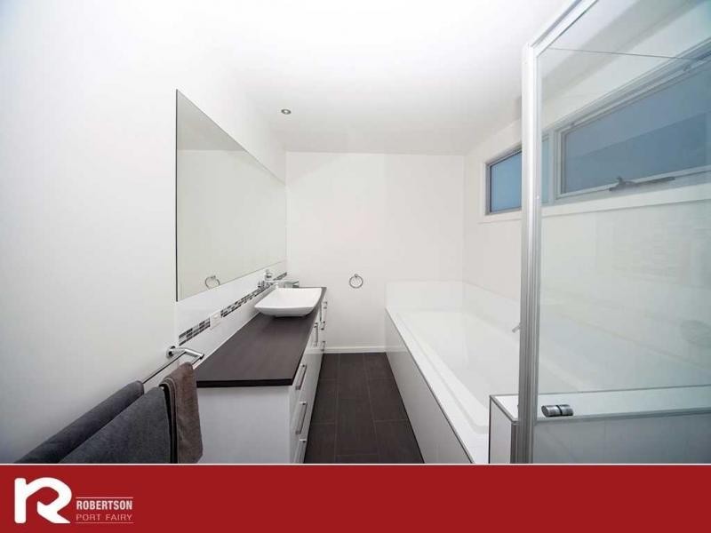 6A Armstrong Court, Port Fairy VIC 3284