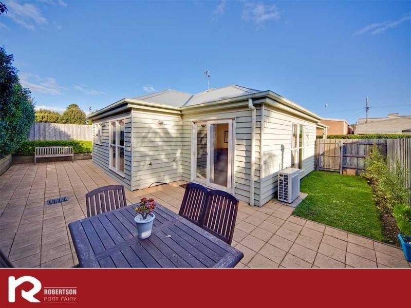 2/35 James Street, Port Fairy VIC 3284
