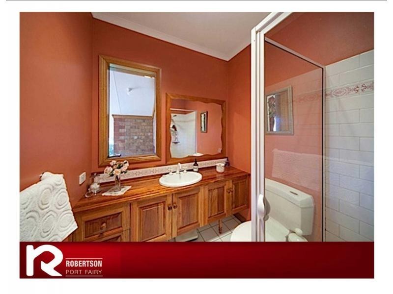 6 Thistle Place, Port Fairy VIC 3284