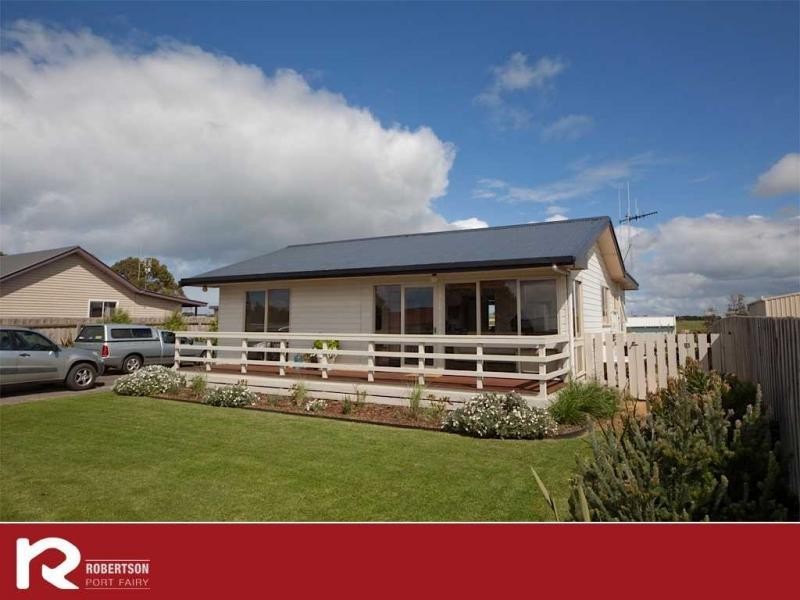 158 Princes Highway, Port Fairy VIC 3284